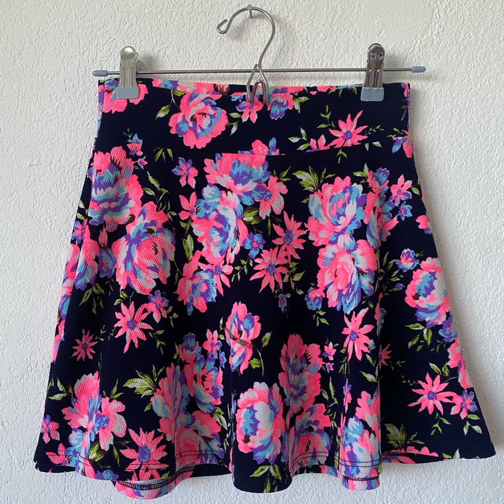 Wet Seal Floral Skirt - Women’s - Sz Small